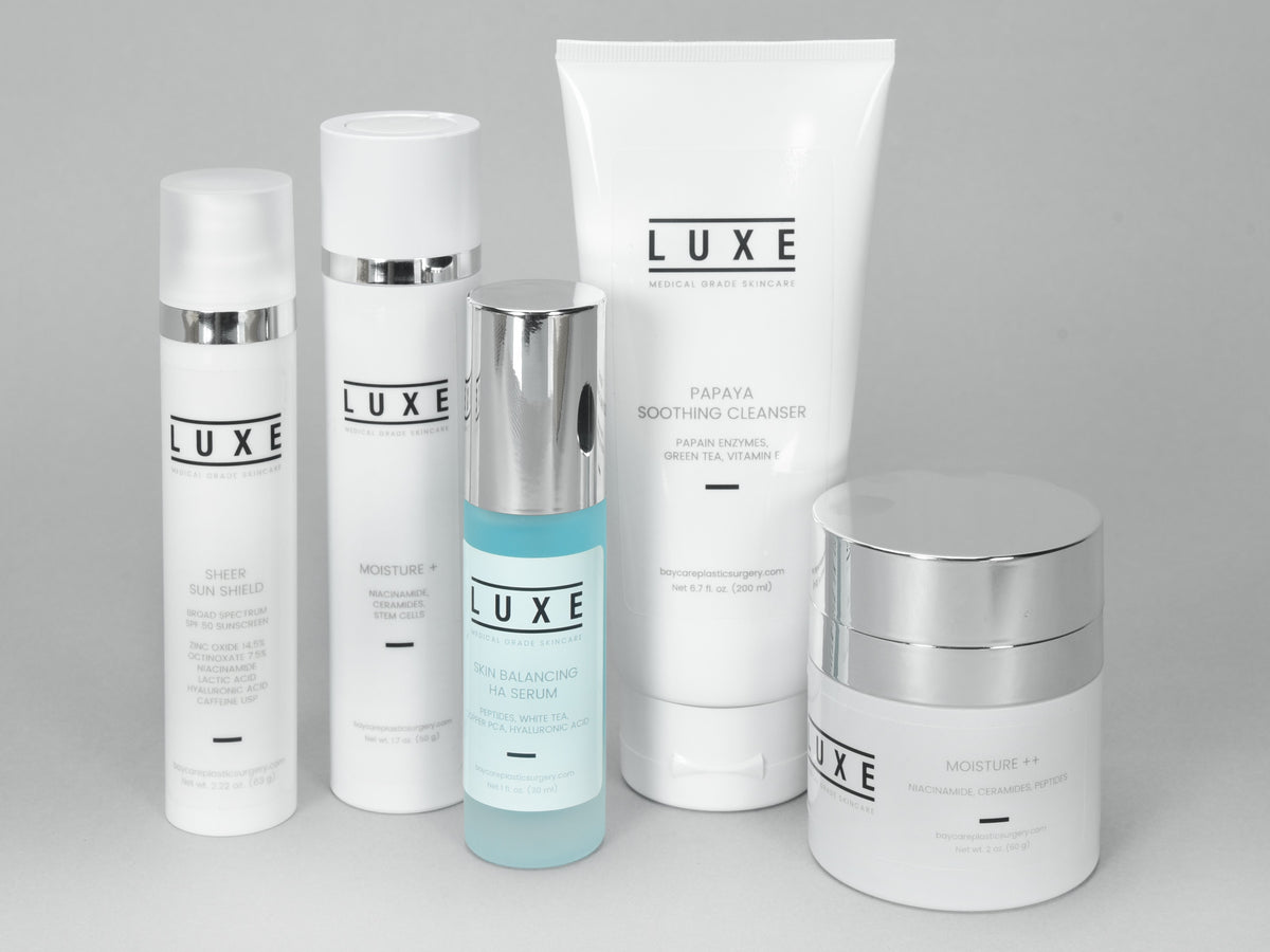 Deluxe Hydration Kit with Sheer Sun Shield